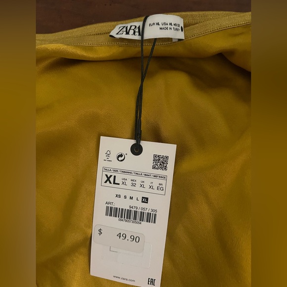 ZARA Gold Satin Skirt, size XL - Picture 3 of 4